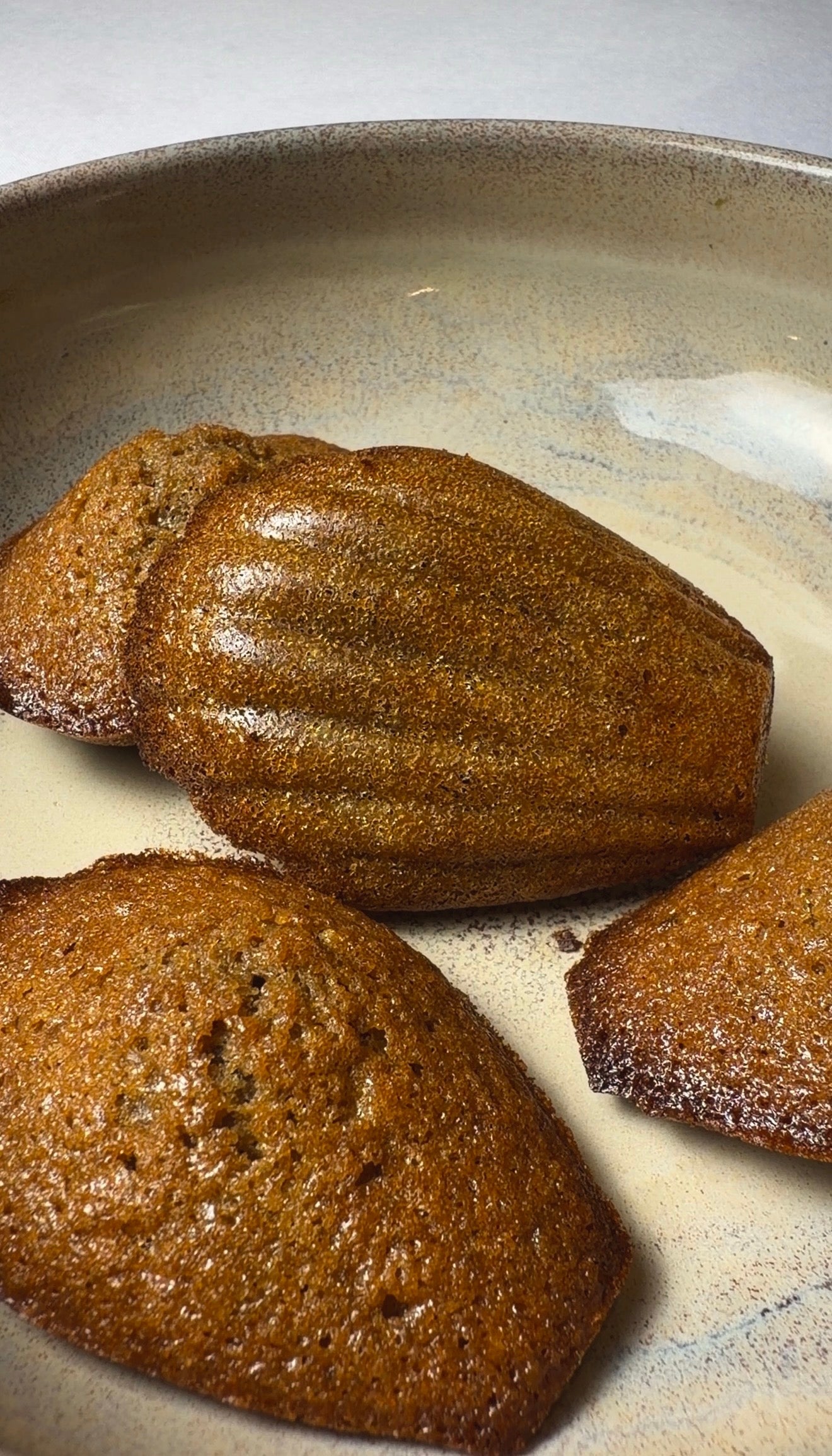 Madeleines au hojicha